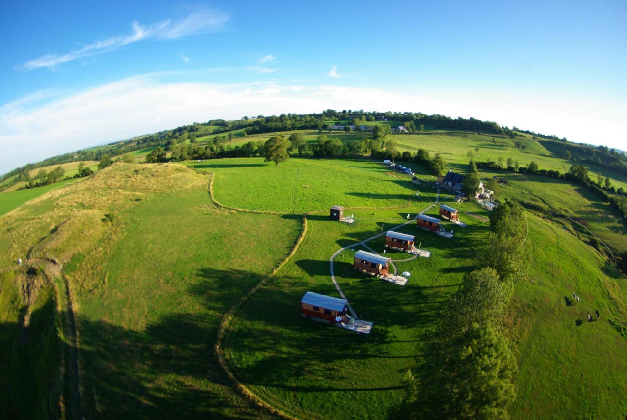 Domaine De La Chaux De Revel Guest House Saint-Martin-Valmeroux Luaran gambar